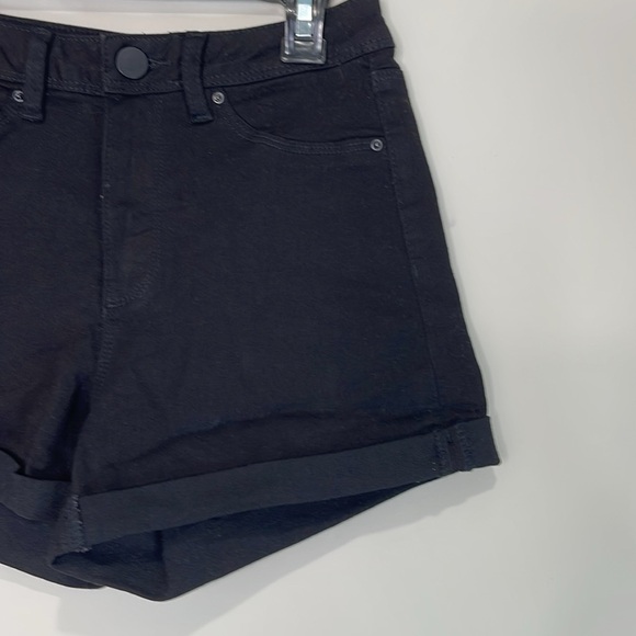 Shein Black Roll Up Denim Shorts Mid Rise Cotton Stretch Size 26 - Picture 4 of 10